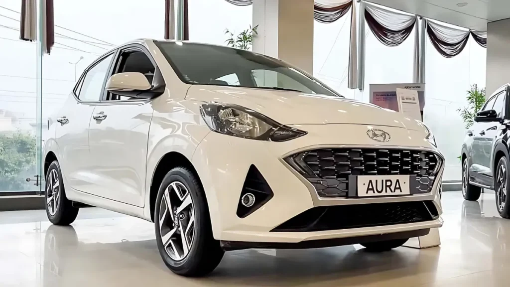 HYUNDAI AURA